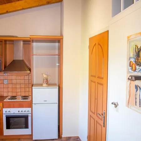 Diana 아파트호텔 4*