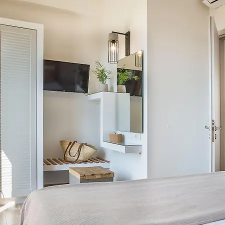 Diana 아파트호텔 Mousata