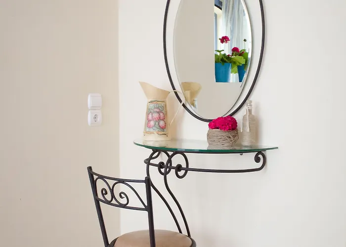 Aparthotel Diana Mousata